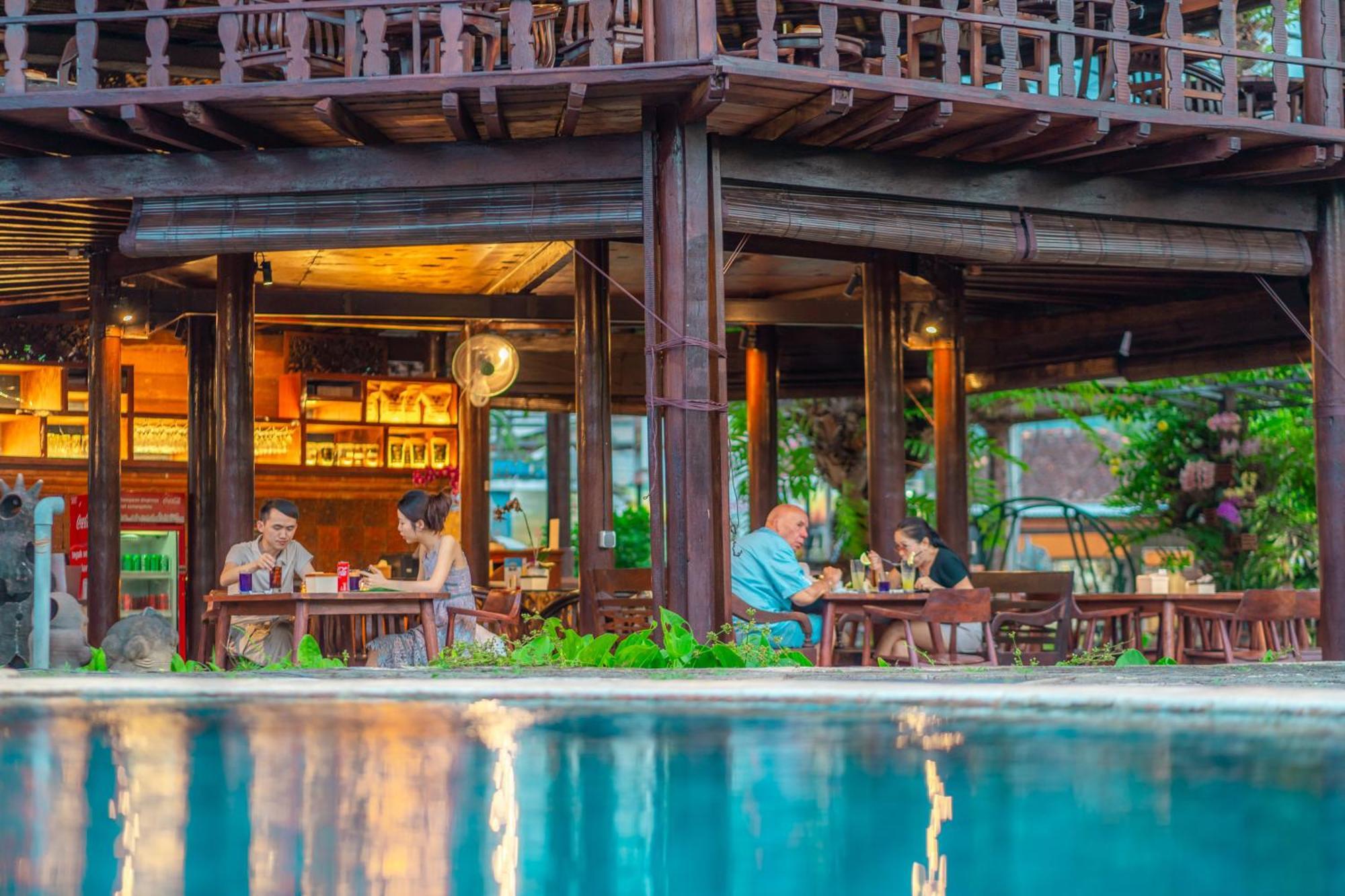The Central Lovina Hotel & Restaurant Exteriér fotografie